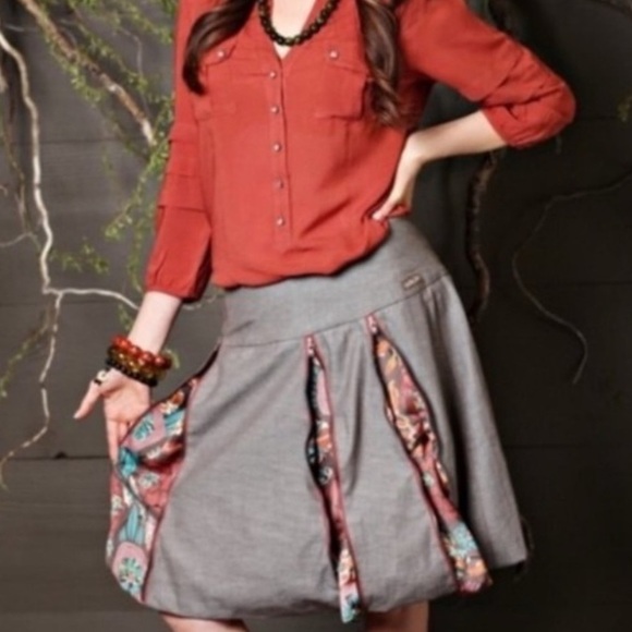 Matilda Jane A-Line Mini Skirt with zipper pleats print underneath Rare LRG NWOT - Picture 1 of 6